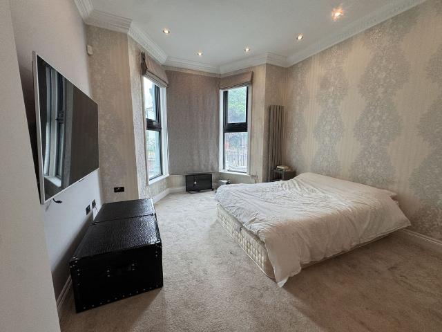 House for rent in Gants Hill, Greater London