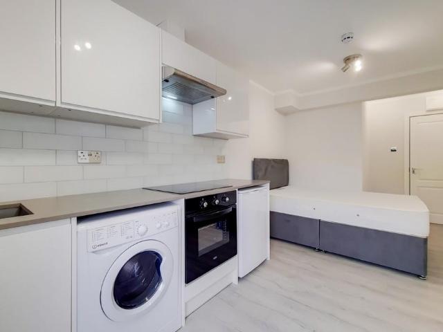 Apartment for rent in Brent Cross, Greater London