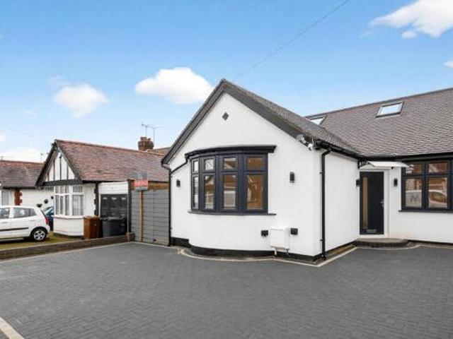 House for sale in Potters Bar, Hertfordshire
