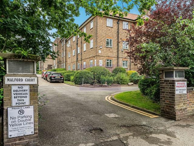 Apartment for rent in Snaresbrook, Greater London