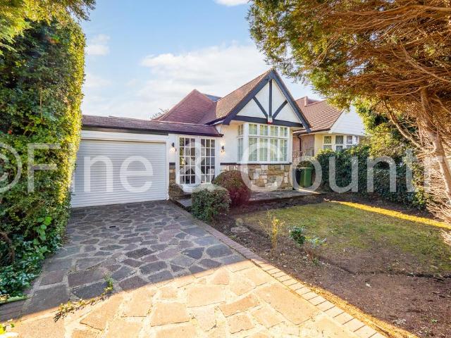 House for rent in Stoneleigh, Ewell