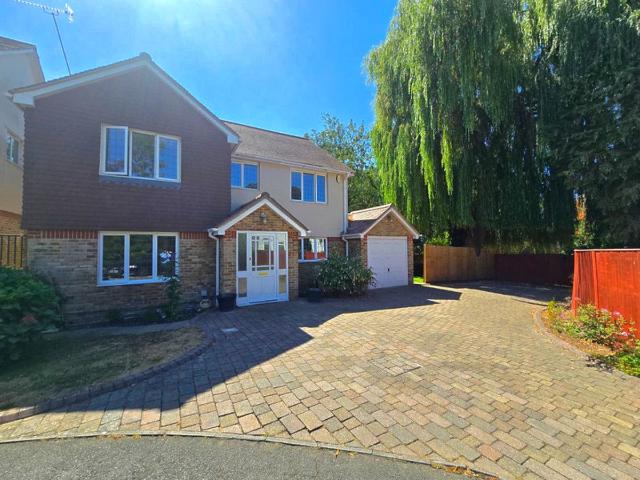 House for rent in Ickenham, Greater London