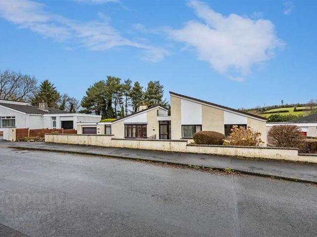 House for sale in Ballynahinch