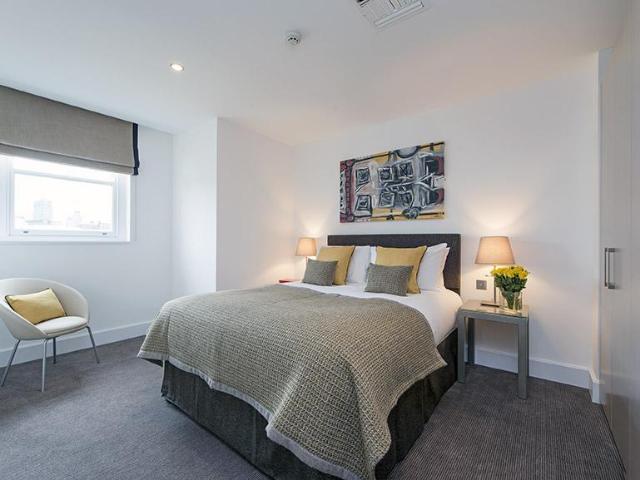 Apartment for rent in Little Italy, Greater London