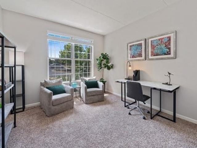 Apartment for rent in Downers Grove