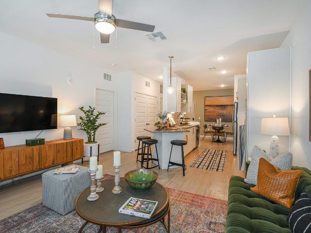 Apartment for rent in Sun City Center, Florida