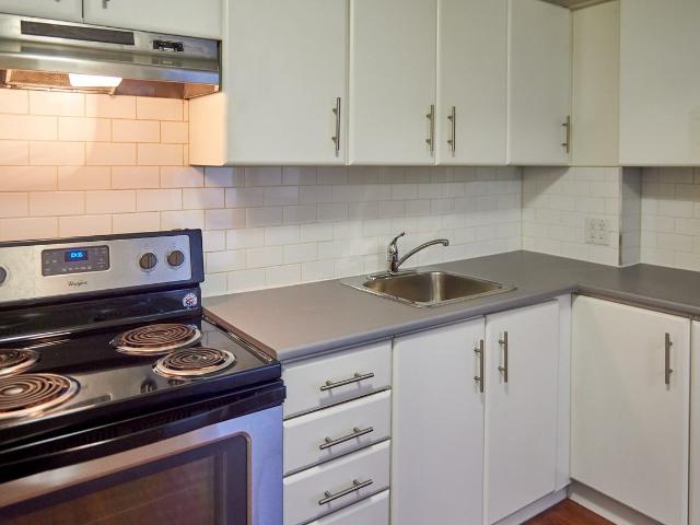 Apartment for rent in Mulhurst Bay, Ontario