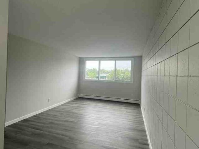 Apartment for rent in Wedgewood, Alberta