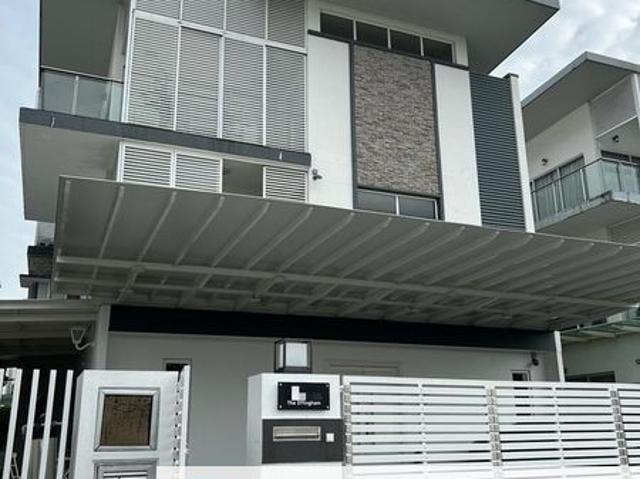 House for sale in Petaling, Damansara Damai