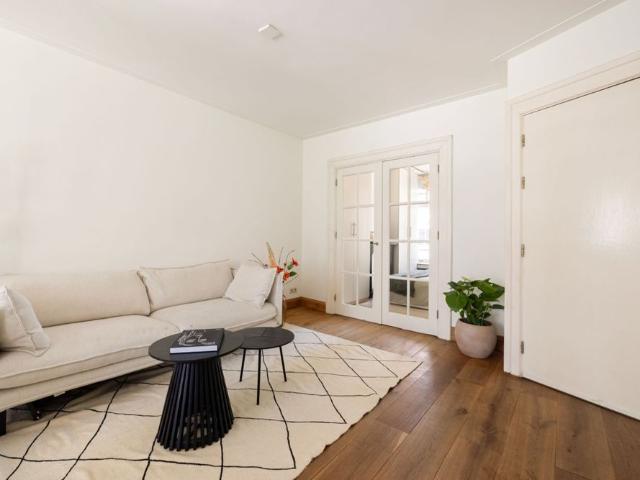 Appartement te huur in Zuid, Amsterdam