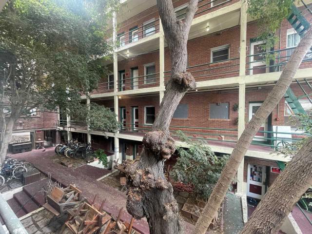 Apartment for rent in Canoga Park, California