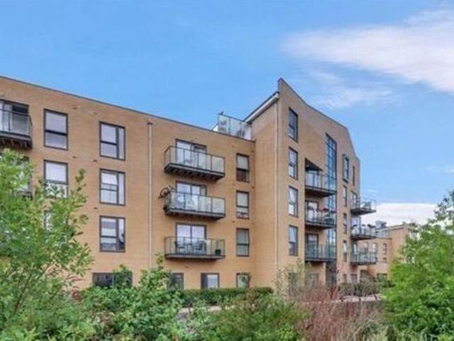 House for rent in Pouchen End, Hertfordshire