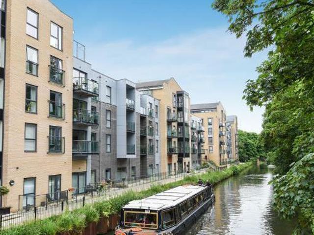 House for sale in Pouchen End, Hertfordshire
