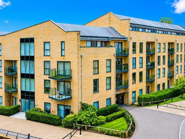 House for rent in Pouchen End, Hertfordshire