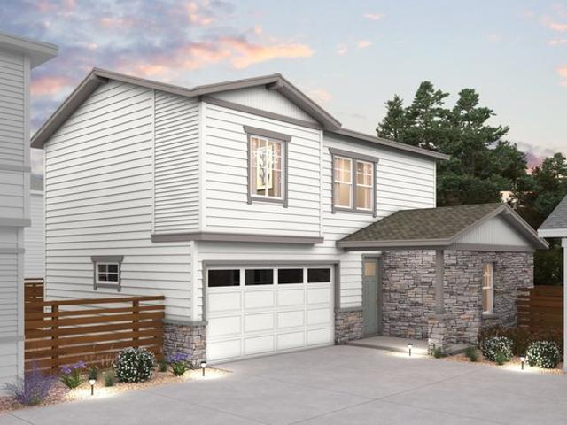 House for sale in Aurora Apartment Homes, Charlotte