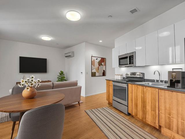 Apartment for rent in Corbett, Portland