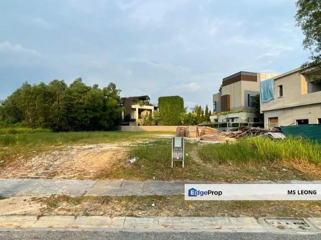 House for sale in Seksyen U8, Shah Alam