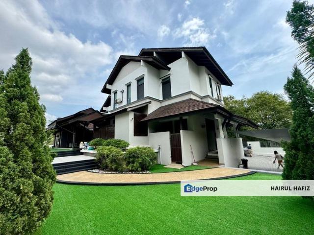 House for sale in Seksyen U8, Shah Alam