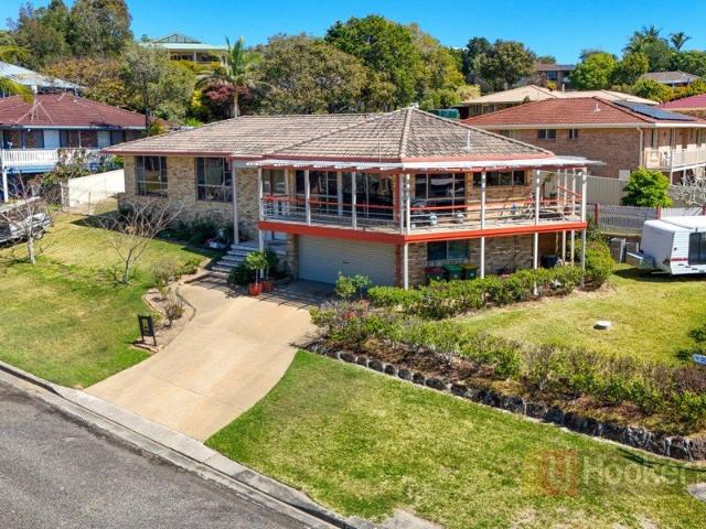 House for sale in New Entrance, South West Rocks