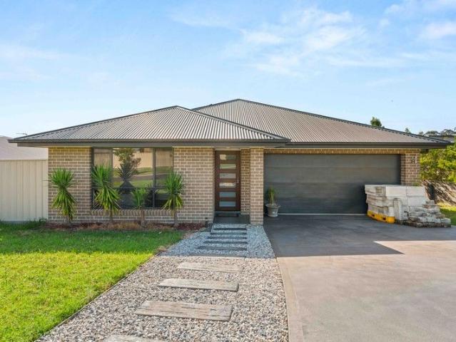 House for sale in Nowra