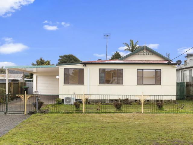 House for rent in The Entrance, New South Wales