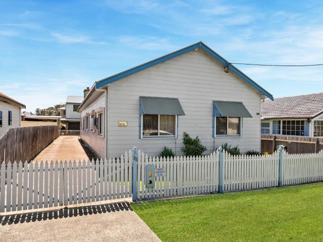 House for rent in The Entrance, New South Wales