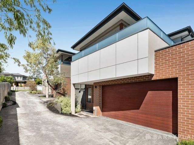Townhouse for sale in Kilsyth, Melbourne