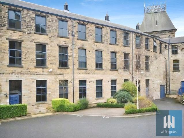Apartment for rent in Lindley, West Yorkshire