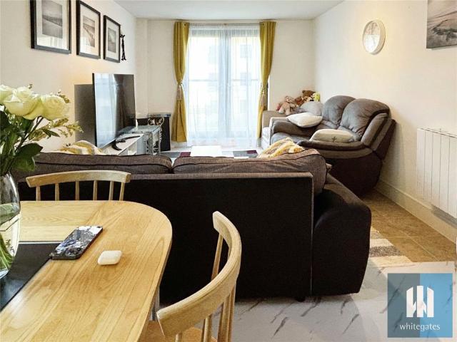 Apartment for rent in Lindley, West Yorkshire