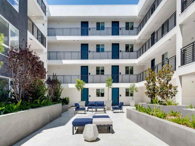 Apartment for rent in Van Nuys Neighborhood Council District, Canoga Park