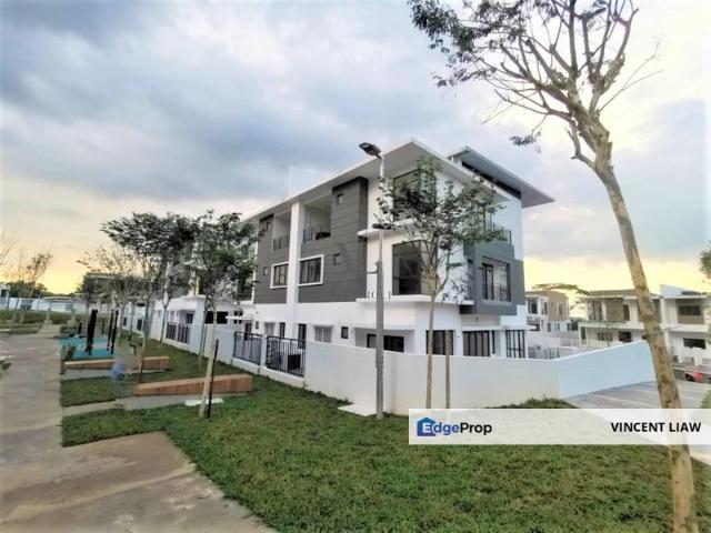 House for sale in Petaling, Damansara Damai