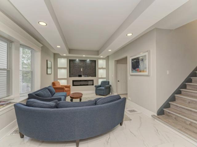 Room for rent in Bryn Mawr West, Chicago
