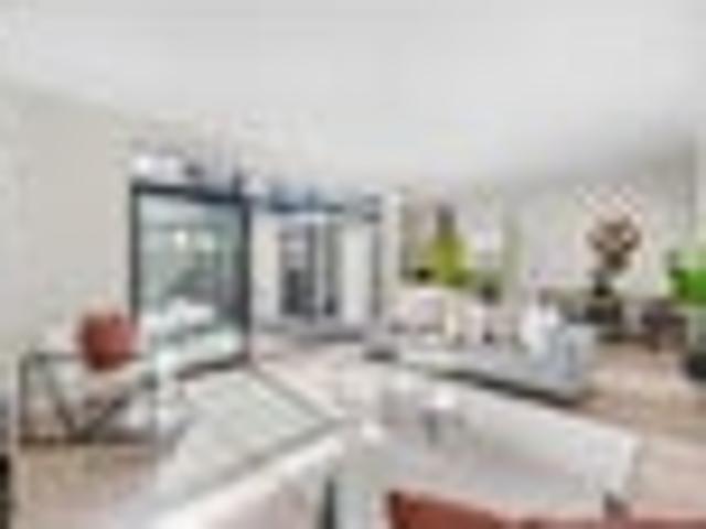 Townhouse for sale in Paremoremo