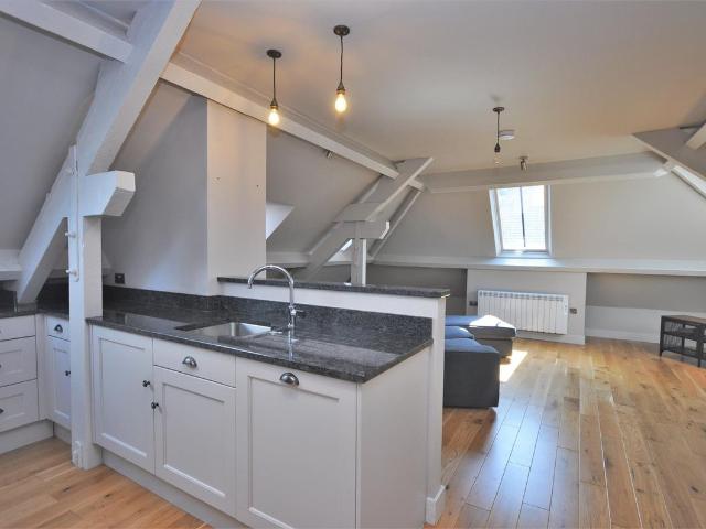 Apartment for rent in Foss Islands, High Field