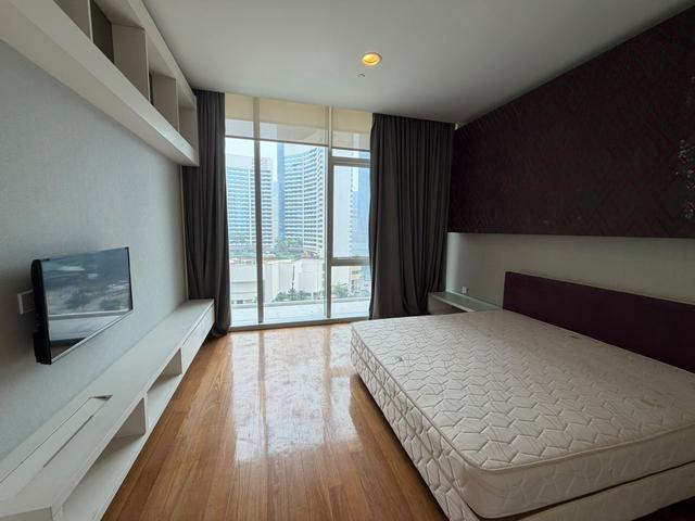 Serviced Residence for sale in Country Heights Damansara, Kuala Lumpur