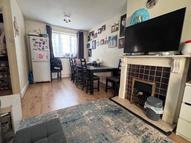 House for rent in Batchworth, Hertfordshire