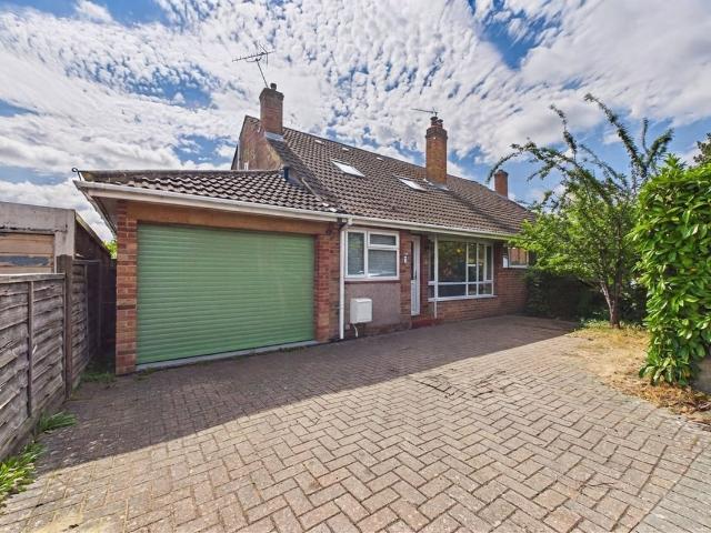 House for rent in Fole, Surrey