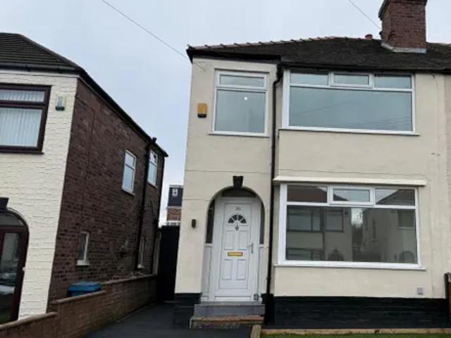 House for rent in Calderstones