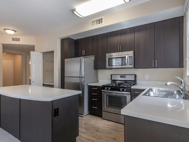 Apartment for rent in Stevenson Ranch, California