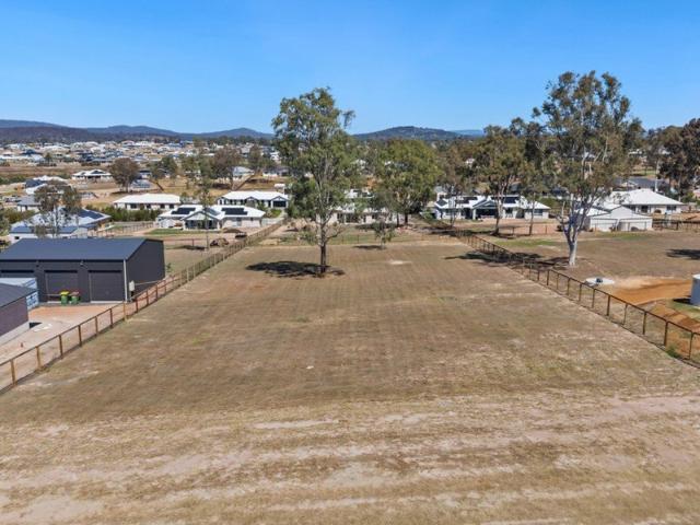 Land for sale in Kensington Grove, Queensland