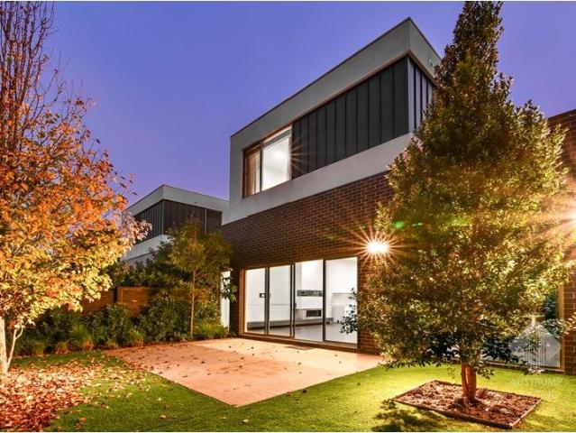 Townhouse for rent in Camerons Creek, Victoria