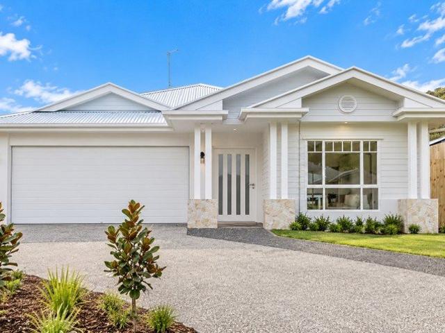 Cottage for sale in Upper Coomera, Gold Coast City