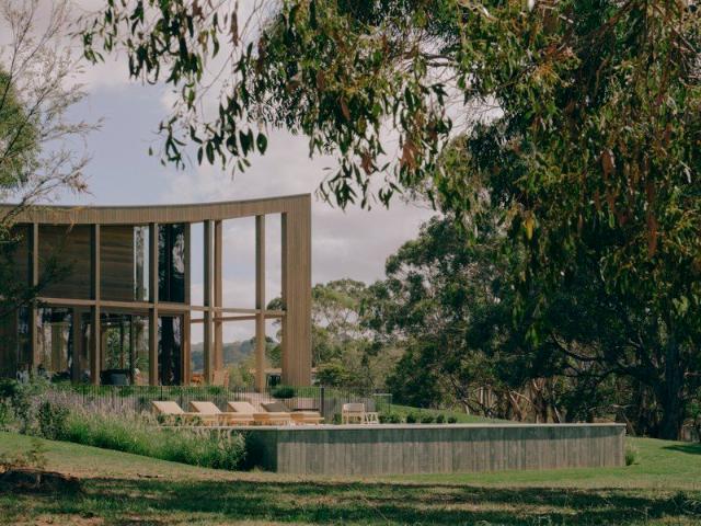 Cottage for sale in Camerons Creek, Victoria