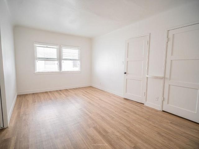 Apartment for rent in Long Beach, California