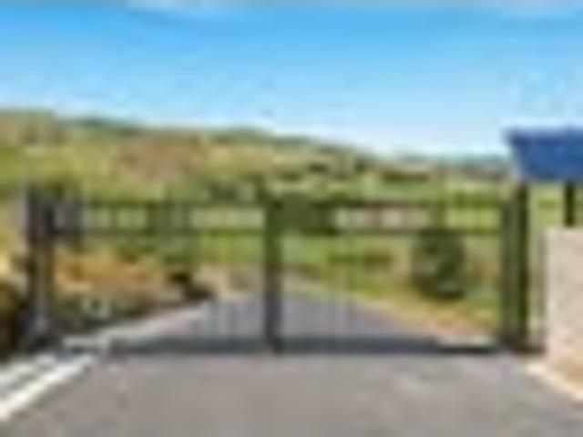 Land for sale in Chaslands, Canterbury