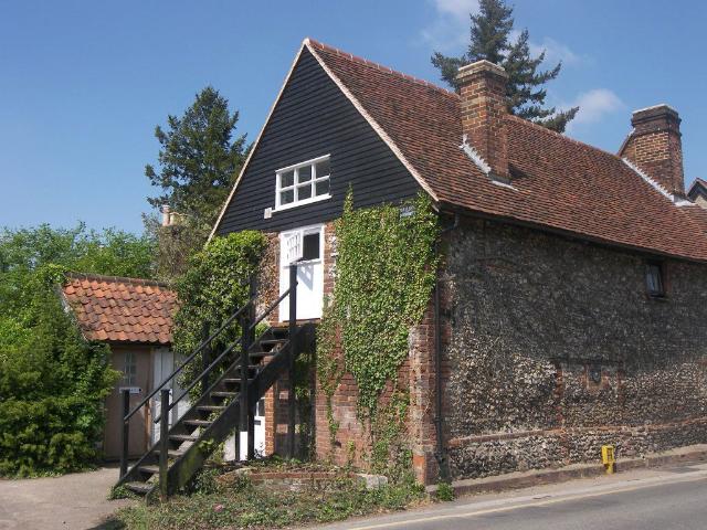 Apartment for rent in Pachesham Park, Surrey