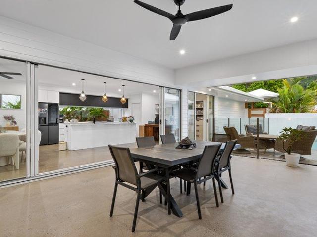 House for sale in Kewarra Beach, Queensland