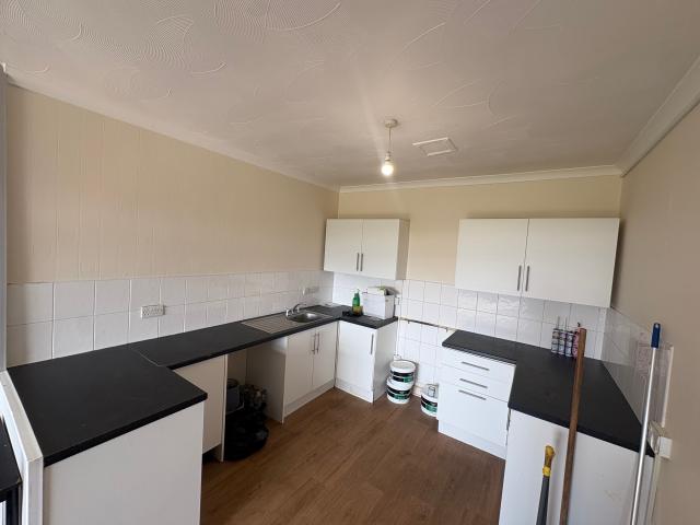 Apartment for rent in Pentredŵr, Swansea