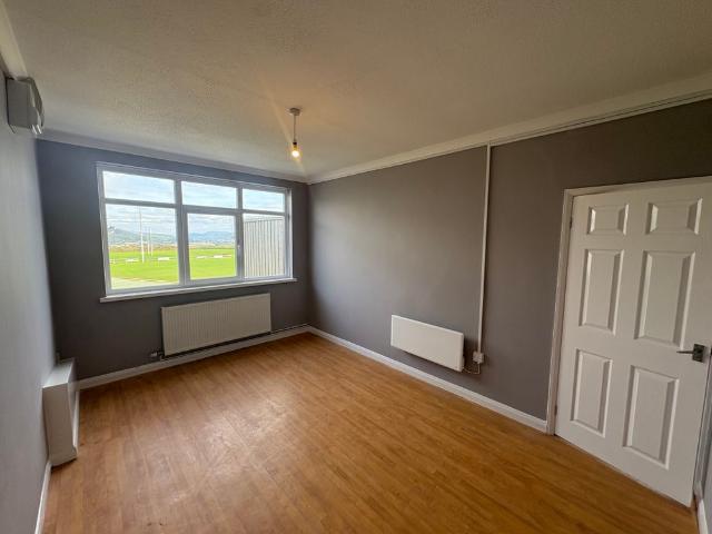 Apartment for rent in Mount Pleasant, Swansea