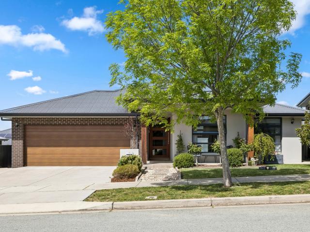 Property for sale in Googong, Queanbeyan-Palerang Regional Council